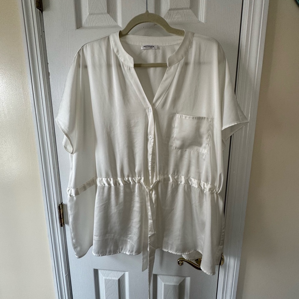 Cream Boxy Short Sleeve Blouse with Mandarin Collar - Picture 2 of 5